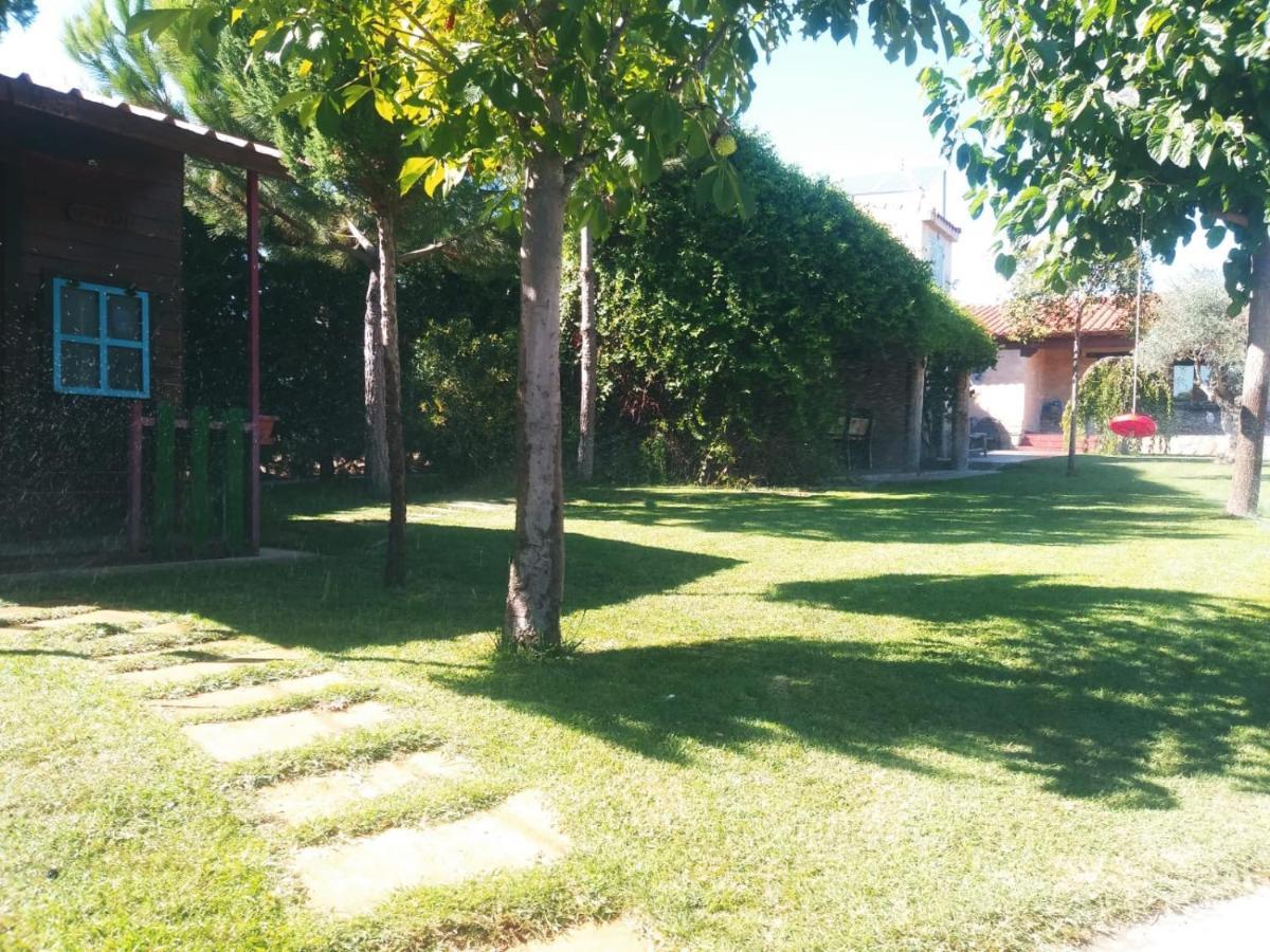 Refugio Con Casitas Infantiles Villa Zamora Exterior photo